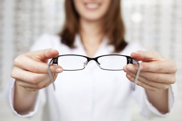 Repairing vs Buying Replacement Glasses: Which is Best