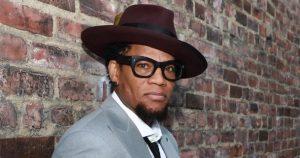 DL Hughley Net Worth 