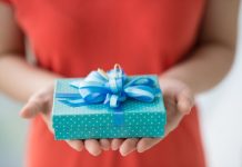 The Art of Giving: How Personalized Gifts Can Change Lives Gifts