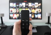 Universal Remote App Guide: Selecting the Right iOS App for Your TV